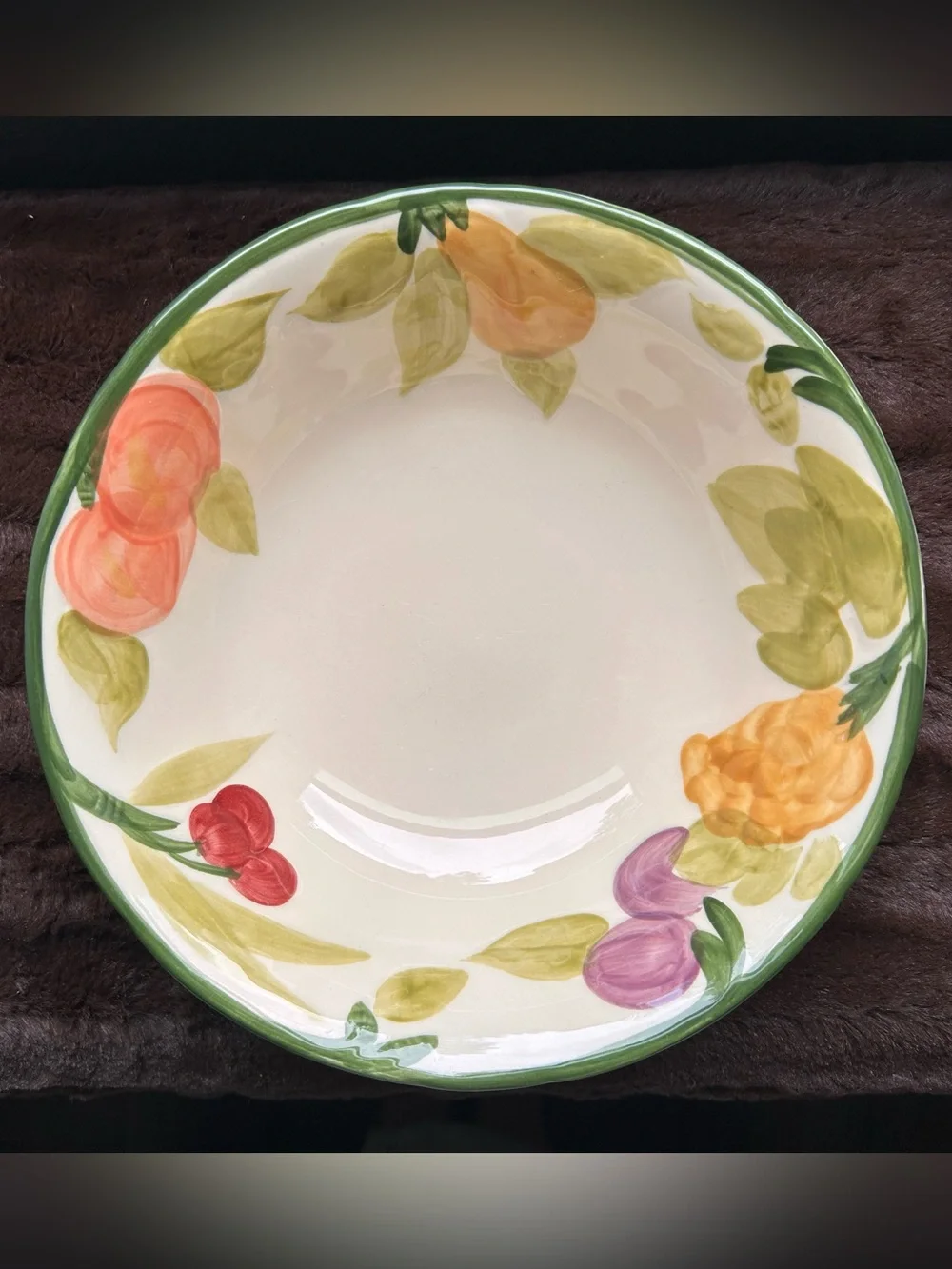 Vintage Franciscan Pottery Fresh Fruit Serving Bowl 8 3/4”